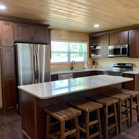 The Brick House: Brand New! 3 Bedroom Home With Private Driveway Pigeon Forge Ngoại thất bức ảnh