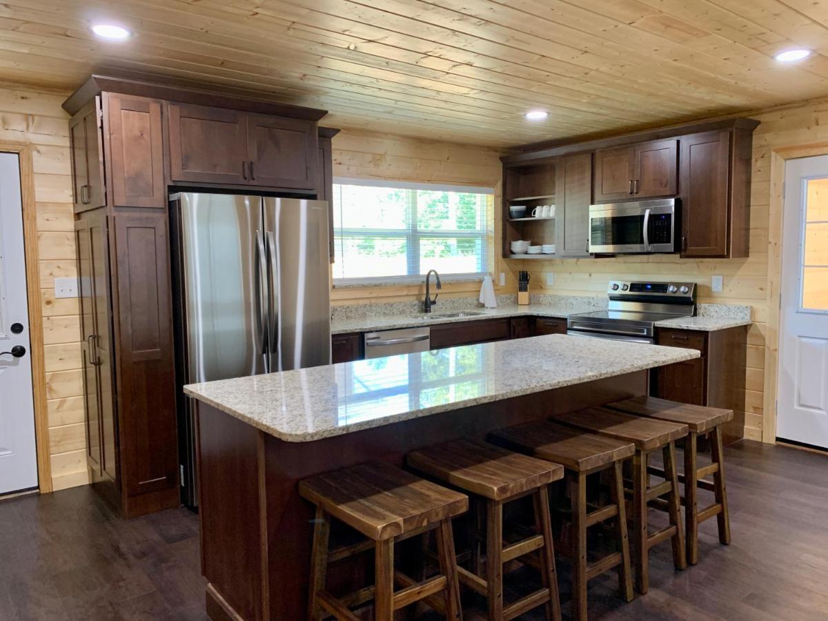 The Brick House: Brand New! 3 Bedroom Home With Private Driveway Pigeon Forge Ngoại thất bức ảnh
