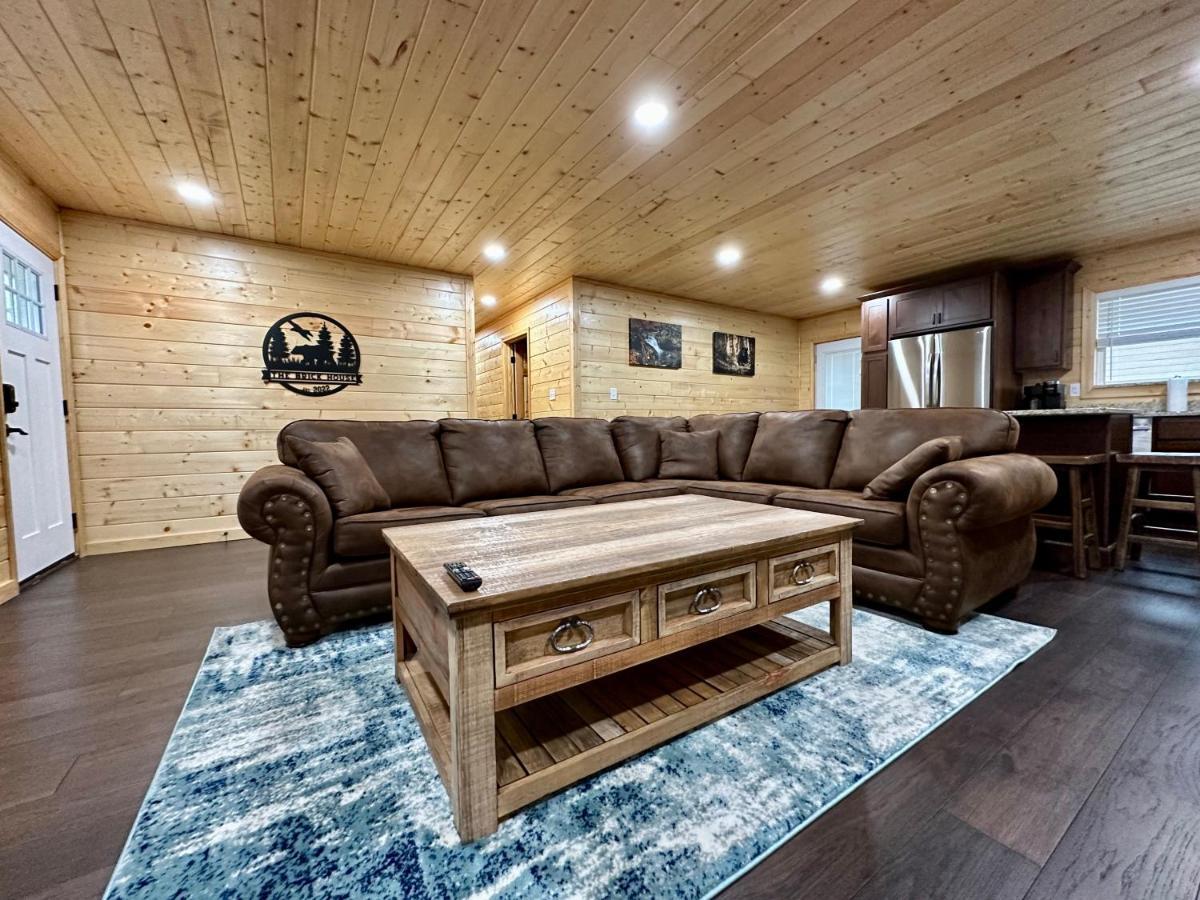 The Brick House: Brand New! 3 Bedroom Home With Private Driveway Pigeon Forge Ngoại thất bức ảnh